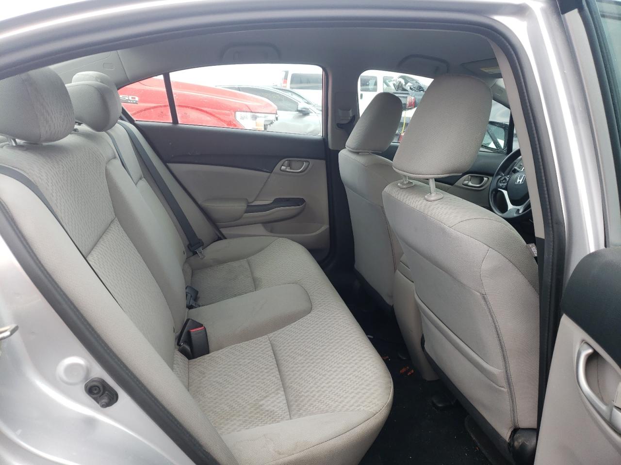 Photo 6 from auction – 2015 HONDA CIVIC LX with VIN 19XFB2F50FE008554