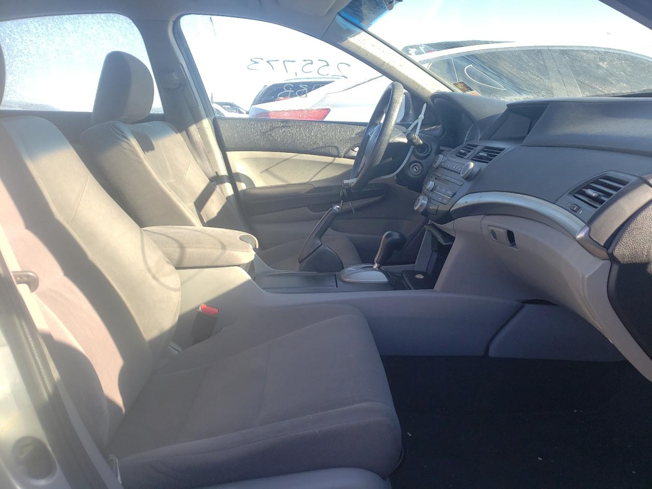 Photo 5 from auction – 2011 HONDA ACCORD LX with VIN 1HGCP2F31BA059708