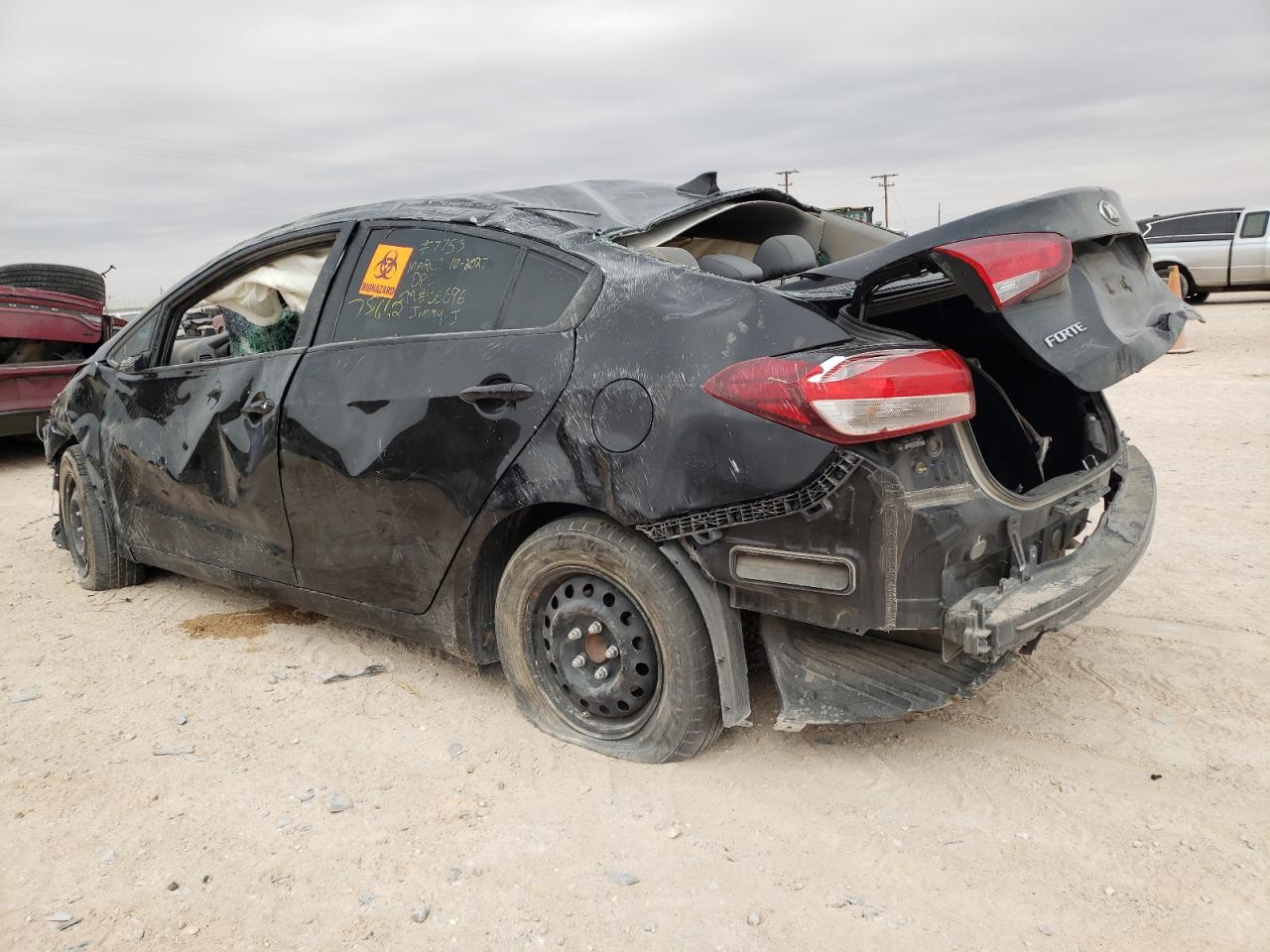 Photo 3 from auction – 2018 KIA FORTE LX with VIN 3KPFK4A76JE271886