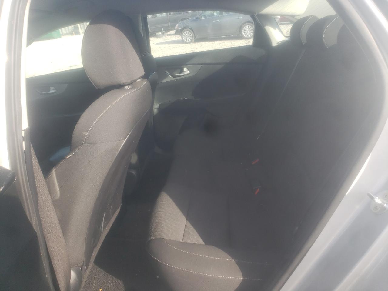 Photo 6 from auction – 2019 KIA FORTE FE with VIN 3KPF24AD3KE081163