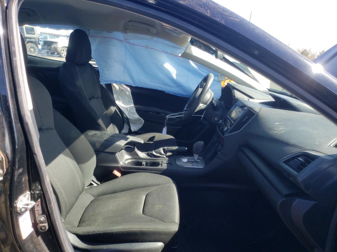 Фото 5 с аукциона – 2017 SUBARU IMPREZA с VIN 4S3GKAA68H3613995