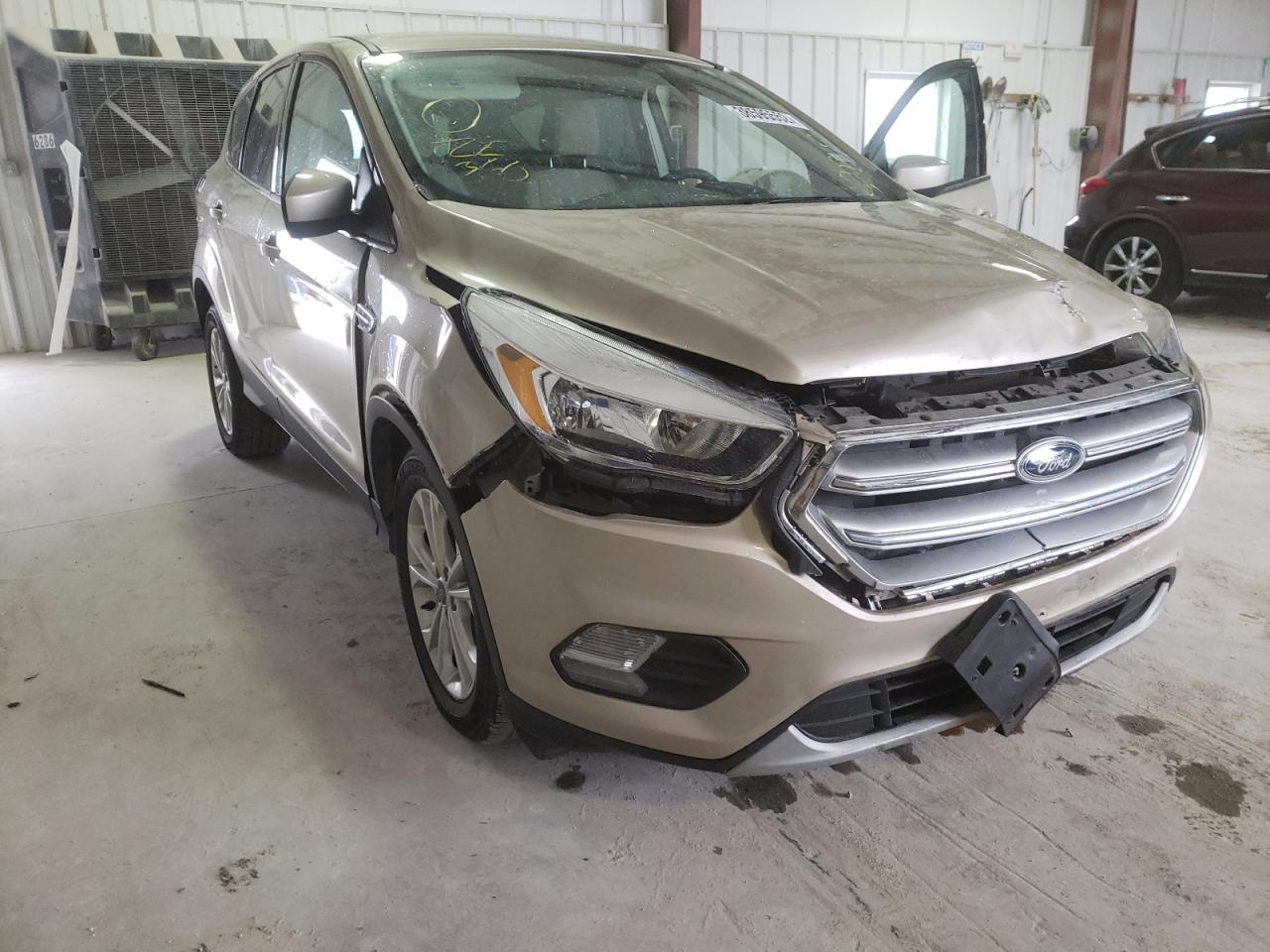 FORD ESCAPE SE 2017 with VIN 1FMCU0GD4HUA93177 - Photo from auction
