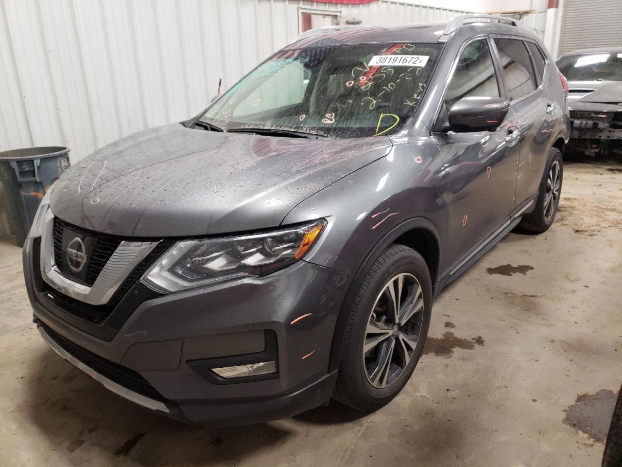 Photo 2 from auction – 2017 NISSAN ROGUE S with VIN 5N1AT2MT8HC757777