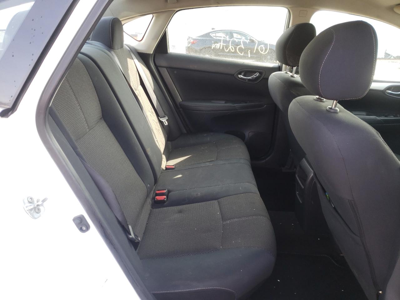 Photo 6 from auction – 2016 NISSAN SENTRA S with VIN 3N1AB7AP6GY222001