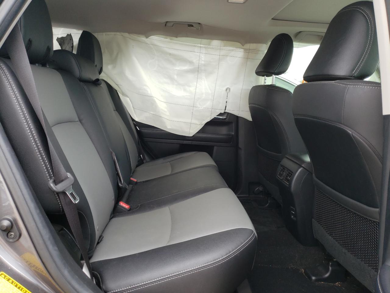 Photo 6 from auction – 2019 TOYOTA 4RUNNER SR with VIN JTEZU5JR0K5198845