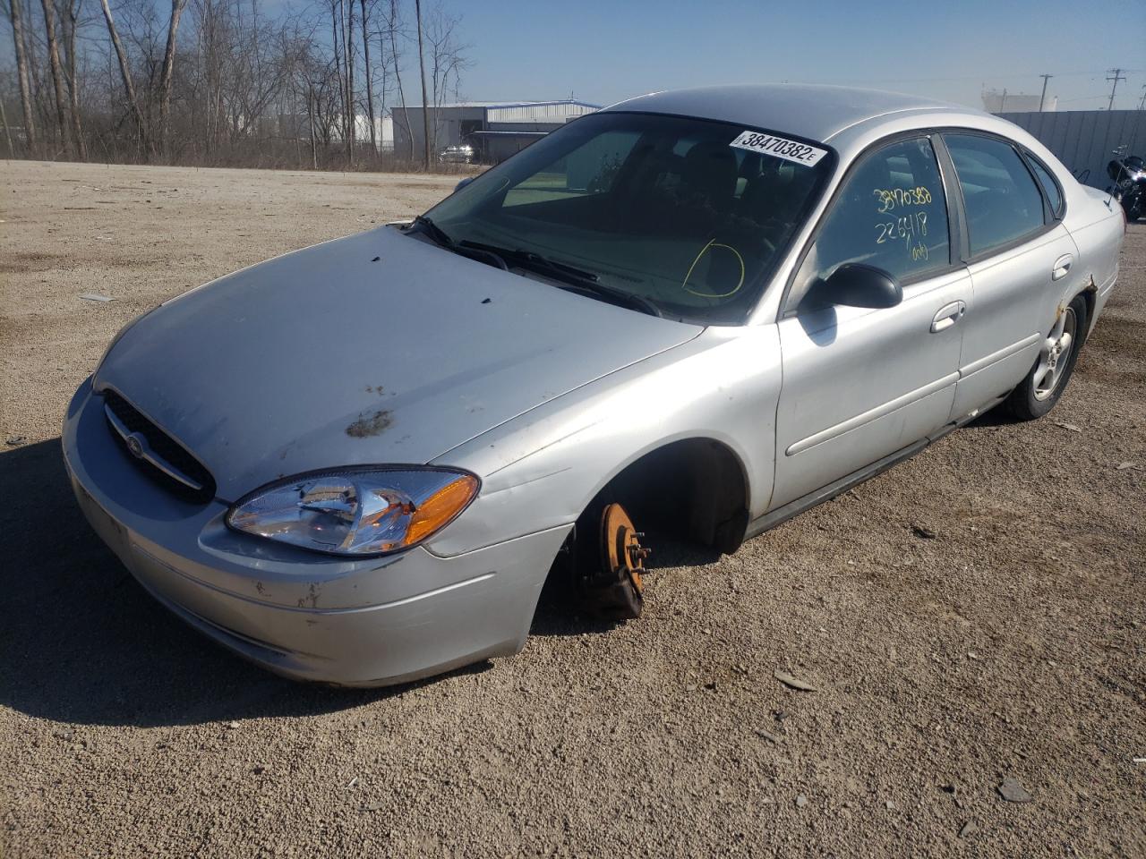 Zdjęcie 2 z aukcji – 2001 FORD TAURUS SES z VIN 1FAFP55U31G114541