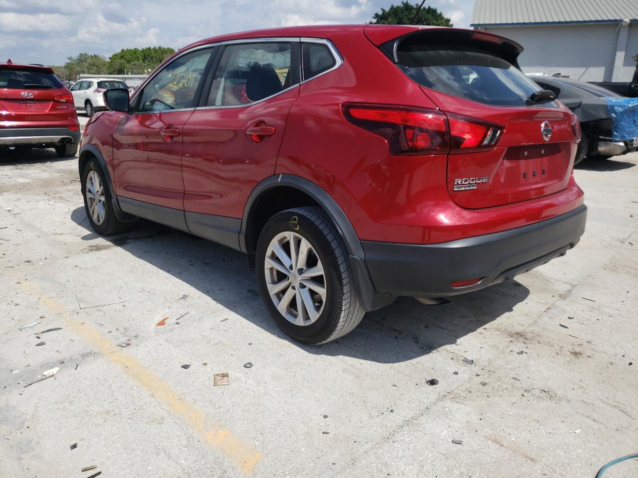 Photo 3 from auction – 2017 NISSAN ROGUE with VIN JN1BJ1CP4HW033180