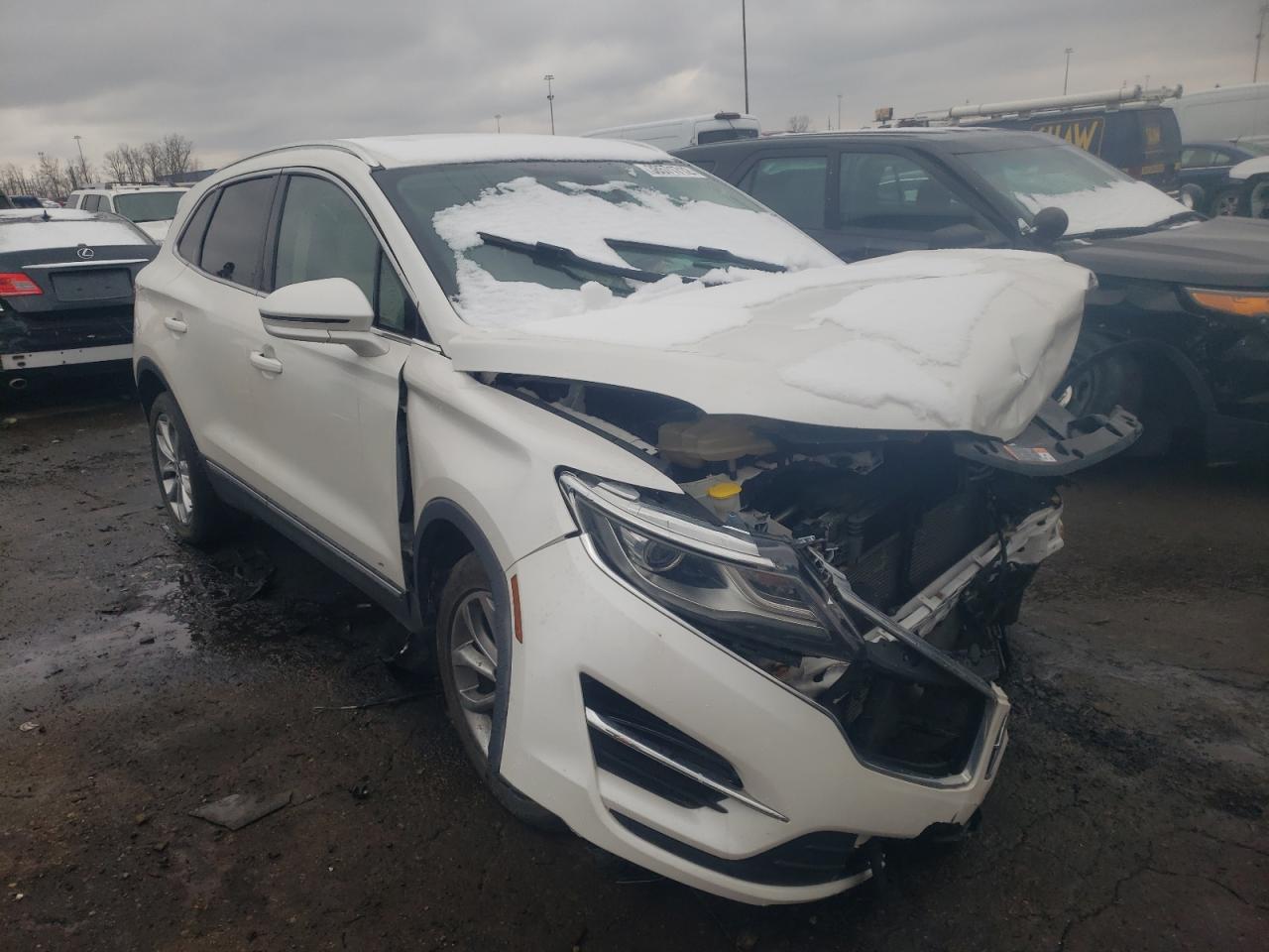 LINCOLN MKC 2015 with VIN 5LMCJ2A99FUJ30498 - Photo from auction