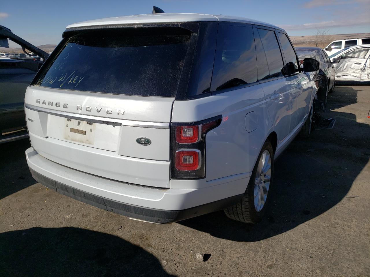 Photo 4 from auction – 2018 LAND ROVER RANGE ROVE with VIN SALGS2SV2JA502445