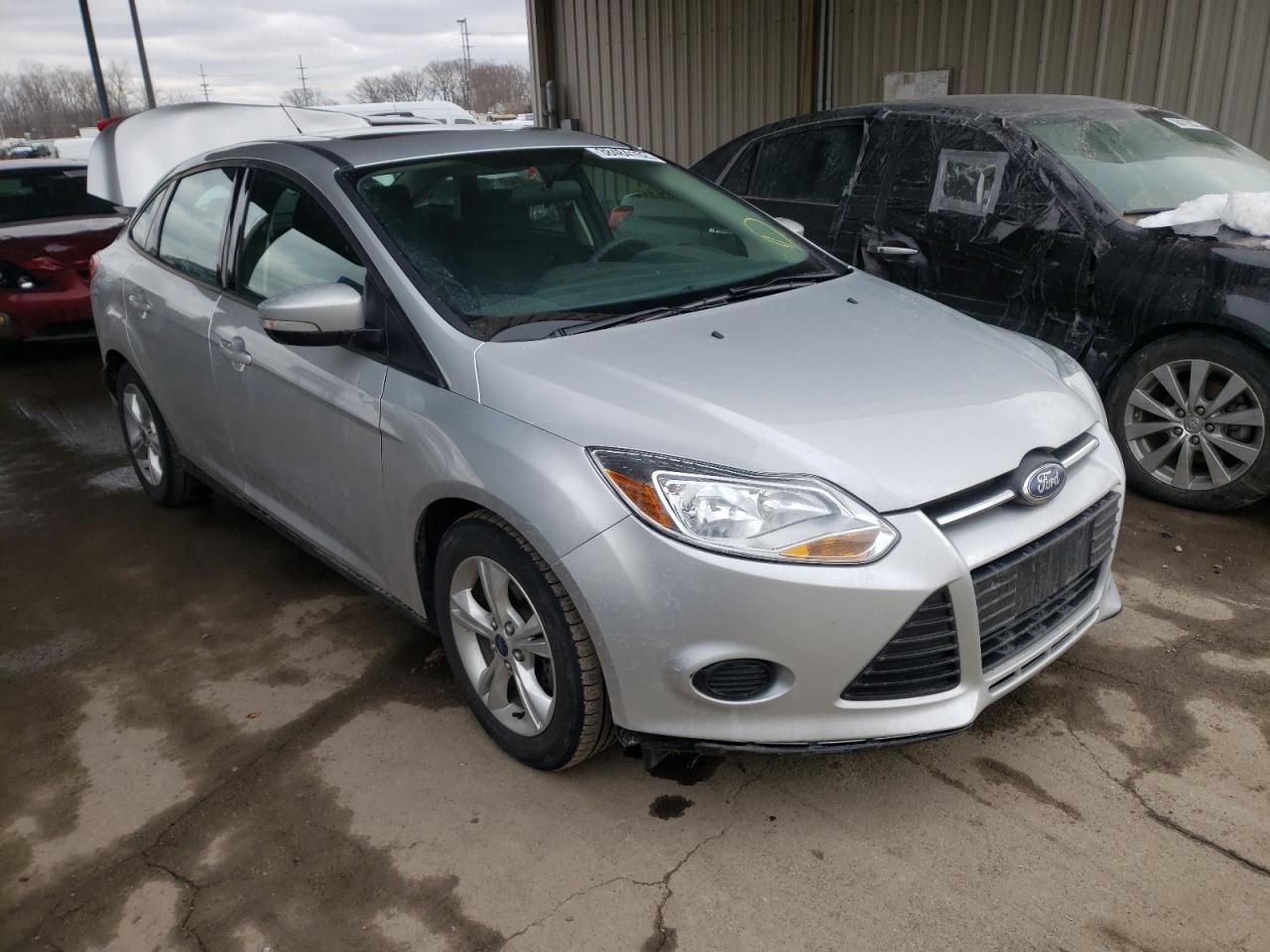FORD FOCUS SE 2013 مع رقم تعريف المركبة 1FADP3F29DL318703 - صورة من المزاد
