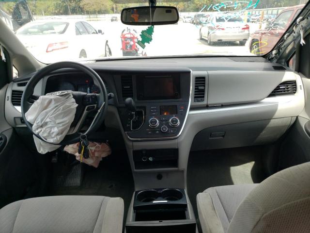 Photo 9 from auction – 2016 TOYOTA SIENNA LE with VIN 5TDKK3DC5GS693552