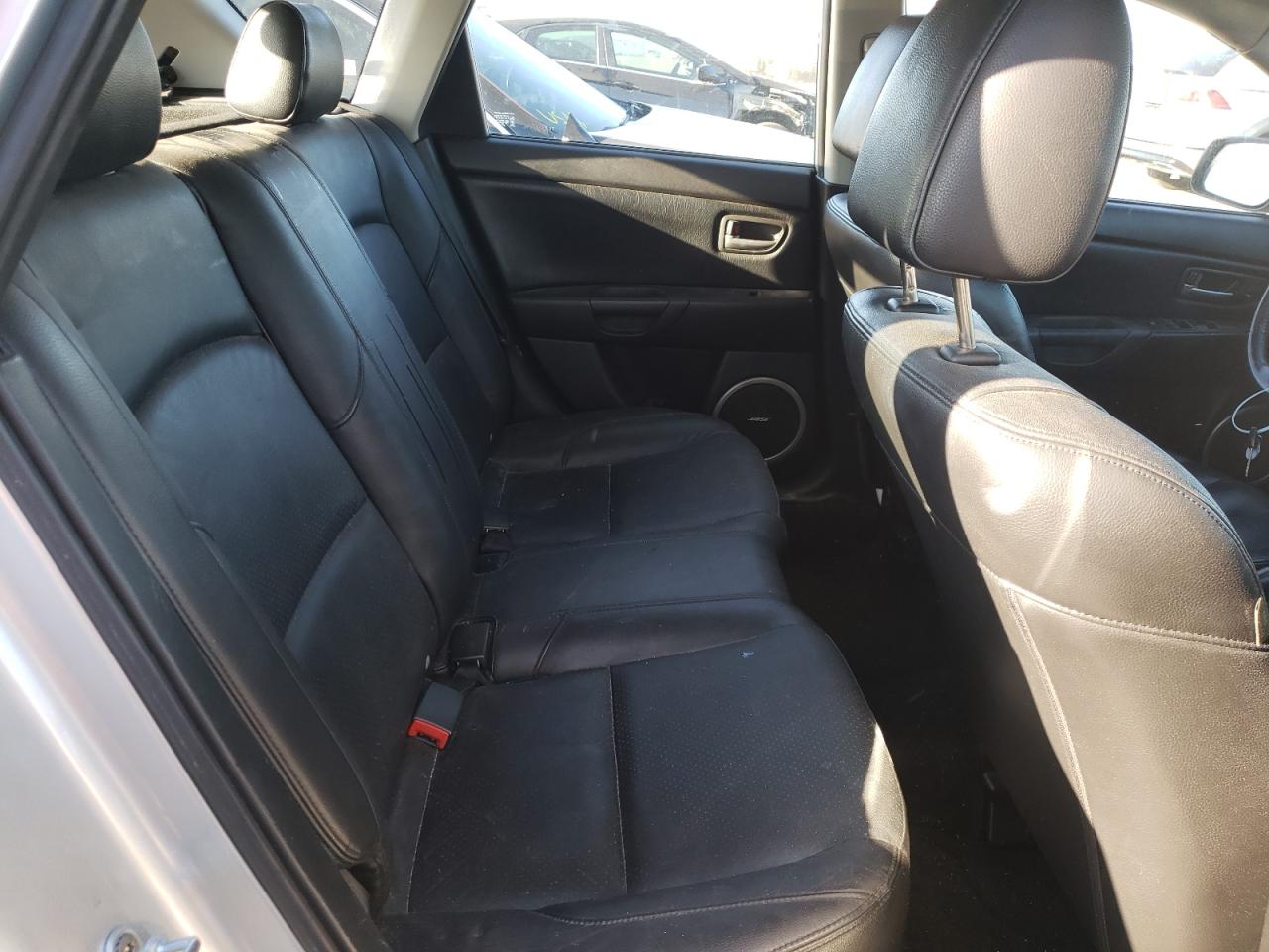 Photo 6 from auction – 2006 MAZDA 3 HATCHBAC with VIN JM1BK343861417622