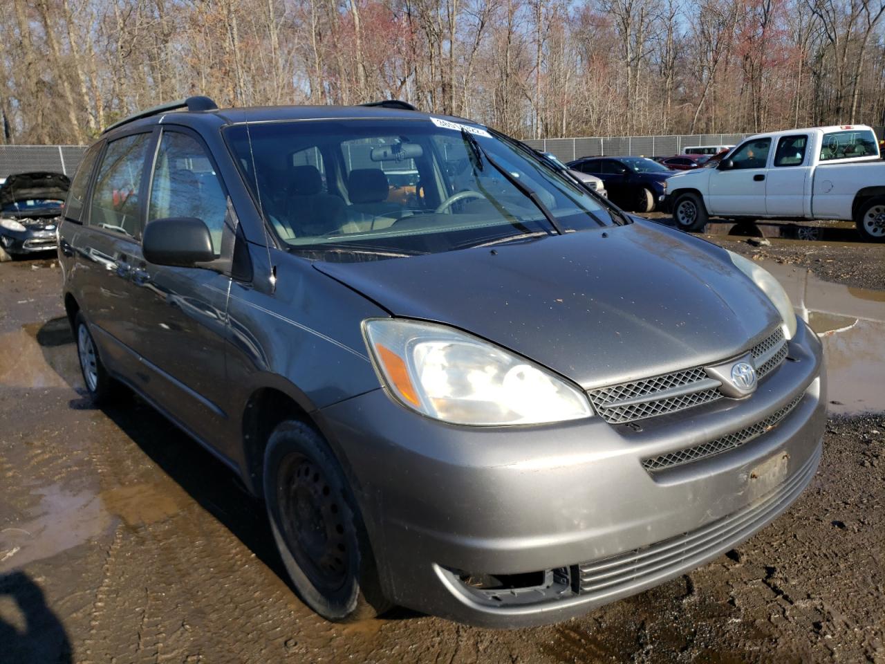 TOYOTA SIENNA CE 2004 with VIN 5TDZA23C54S208626 - Photo from auction