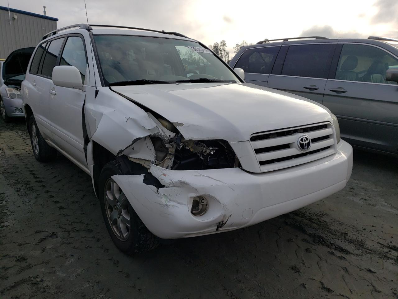 TOYOTA HIGHLANDER 2004 with VIN JTEEP21A740023765 - Photo from auction