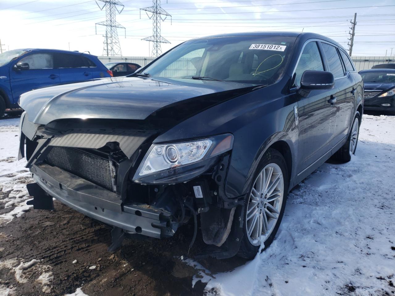 Photo 2 from auction – 2013 LINCOLN MKT with VIN 2LMHJ5ATXDBL55915