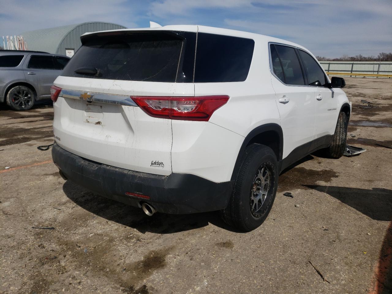 Photo 4 from auction – 2020 CHEVROLET TRAVERSE L with VIN 1GNERFKW7LJ202629