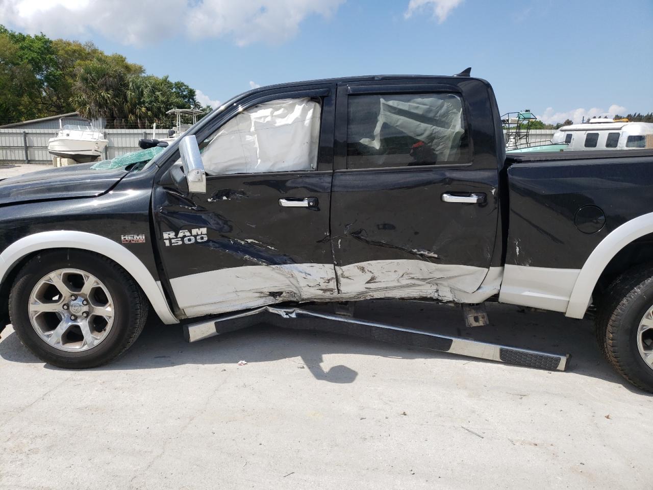 Photo 9 from auction – 2018 RAM 1500 LARAM with VIN 1C6RR7VT7JS126684