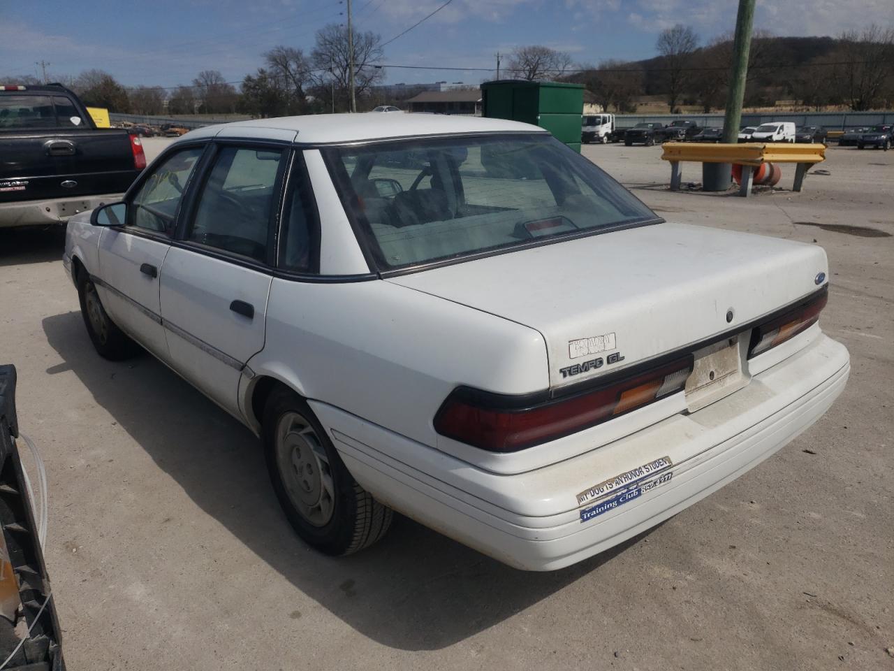 Photo 3 from auction – 1993 FORD TEMPO GL with VIN 2FAPP36XXPB127157