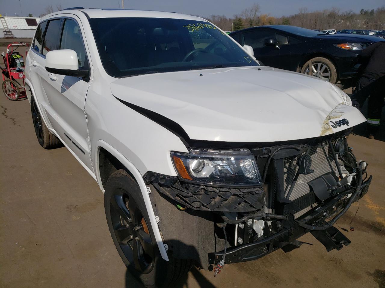 JEEP GRAND CHER 2015 with VIN 1C4RJFAGXFC720903 - Photo from auction