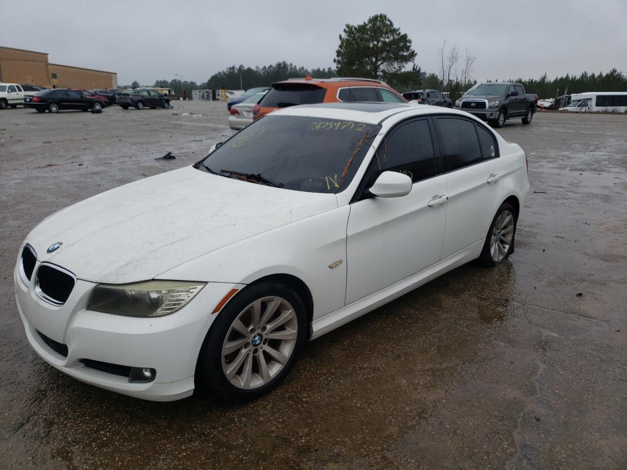 Photo 9 from auction – 2011 BMW 328 I with VIN WBAPH7C55BE677846