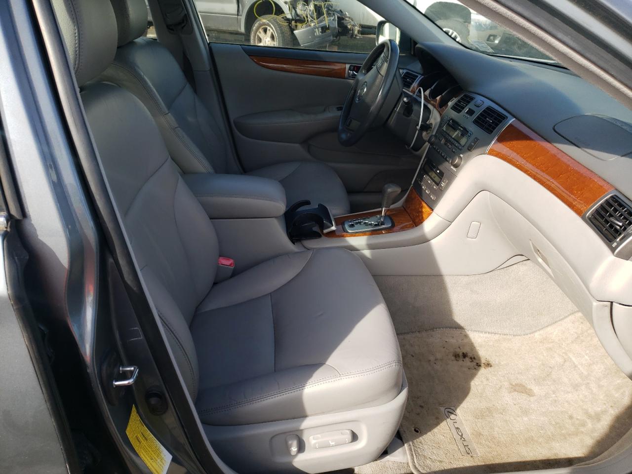 Photo 5 from auction – 2006 LEXUS ES 330 with VIN JTHBA30G765143588