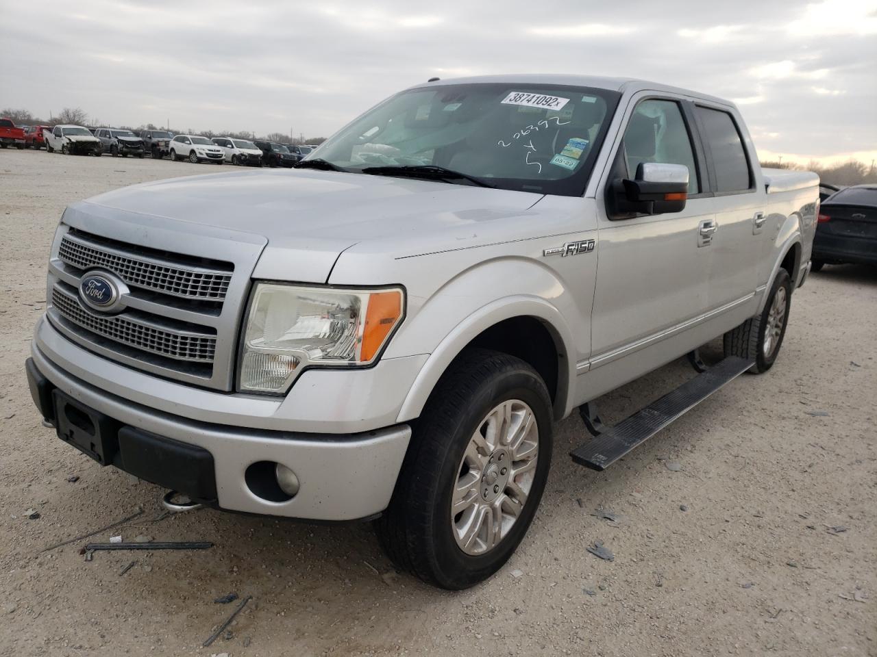 Photo 2 from auction – 2011 FORD F150 SUPER with VIN 1FTFW1EFXBFA50741