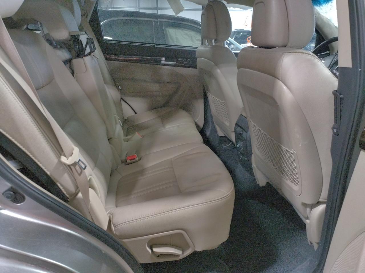 Photo 6 from auction – 2014 KIA SORENTO EX with VIN 5XYKUDA77EG537790
