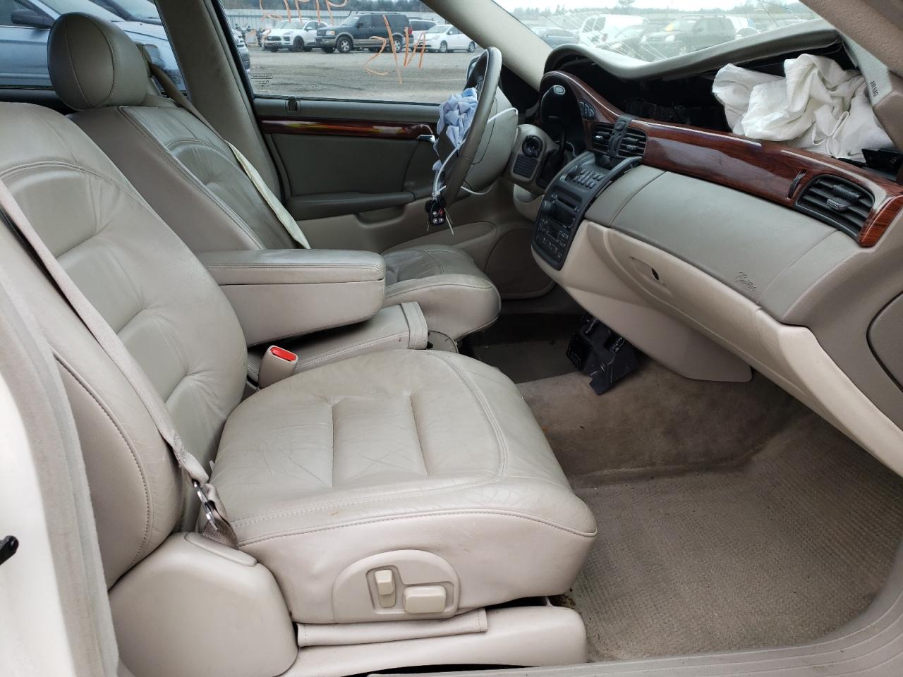 Photo 5 from auction – 2001 CADILLAC DEVILLE with VIN 1G6KD54Y51U250356