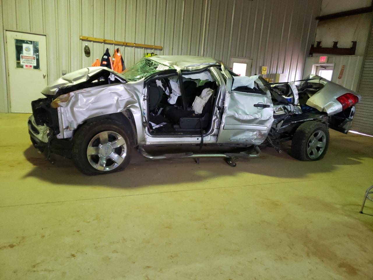 Photo 9 from auction – 2010 CHEVROLET SILVERADO with VIN 3GCRCSE0XAG283751