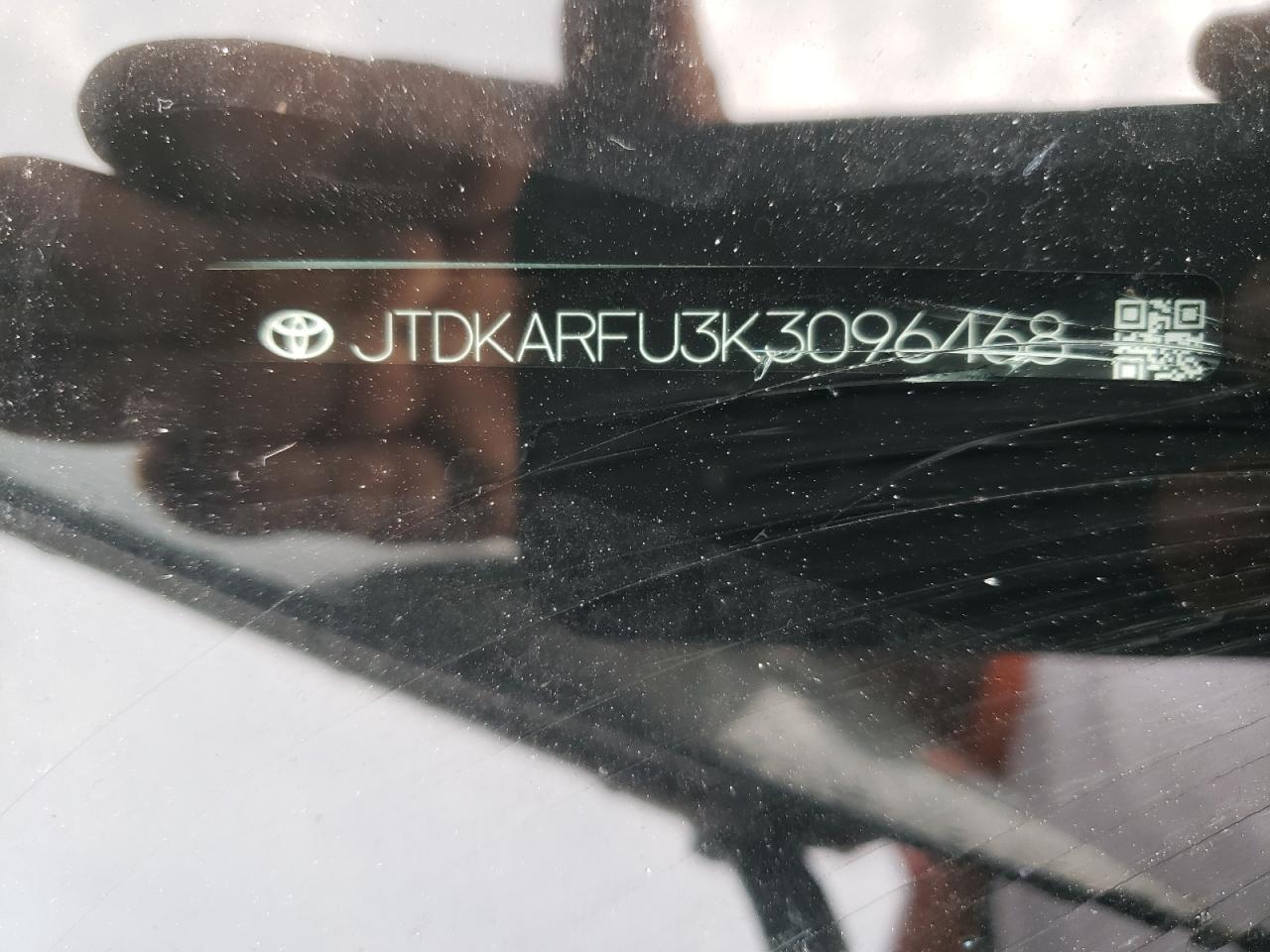 Photo 10 from auction – 2019 TOYOTA PRIUS with VIN JTDKARFU3K3096468