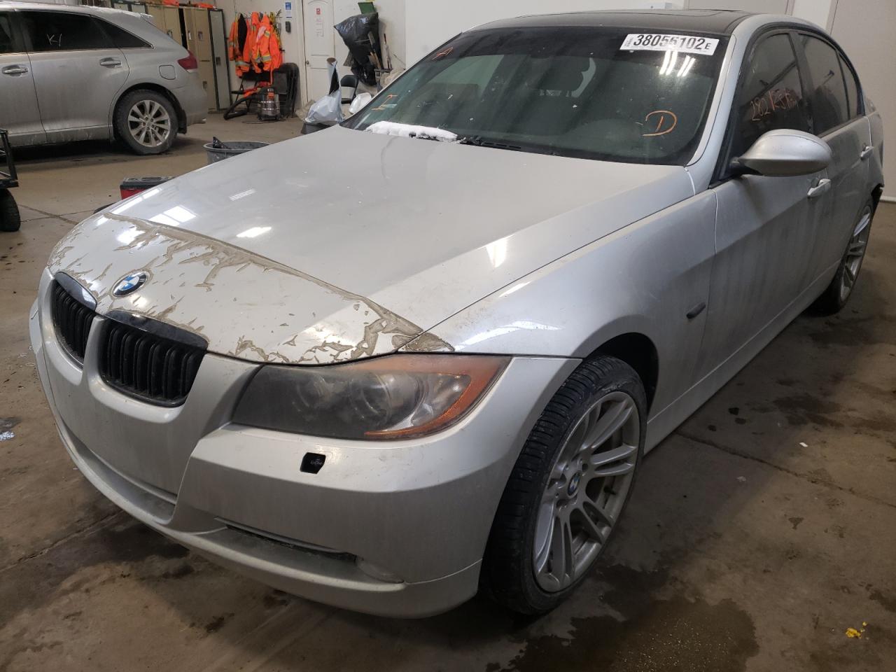 Photo 2 from auction – 2007 BMW 335 XI with VIN WBAVD535X7AV14647