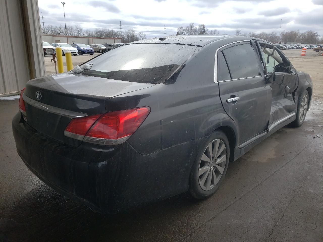 Photo 4 from auction – 2011 TOYOTA AVALON BAS with VIN 4T1BK3DB9BU373545