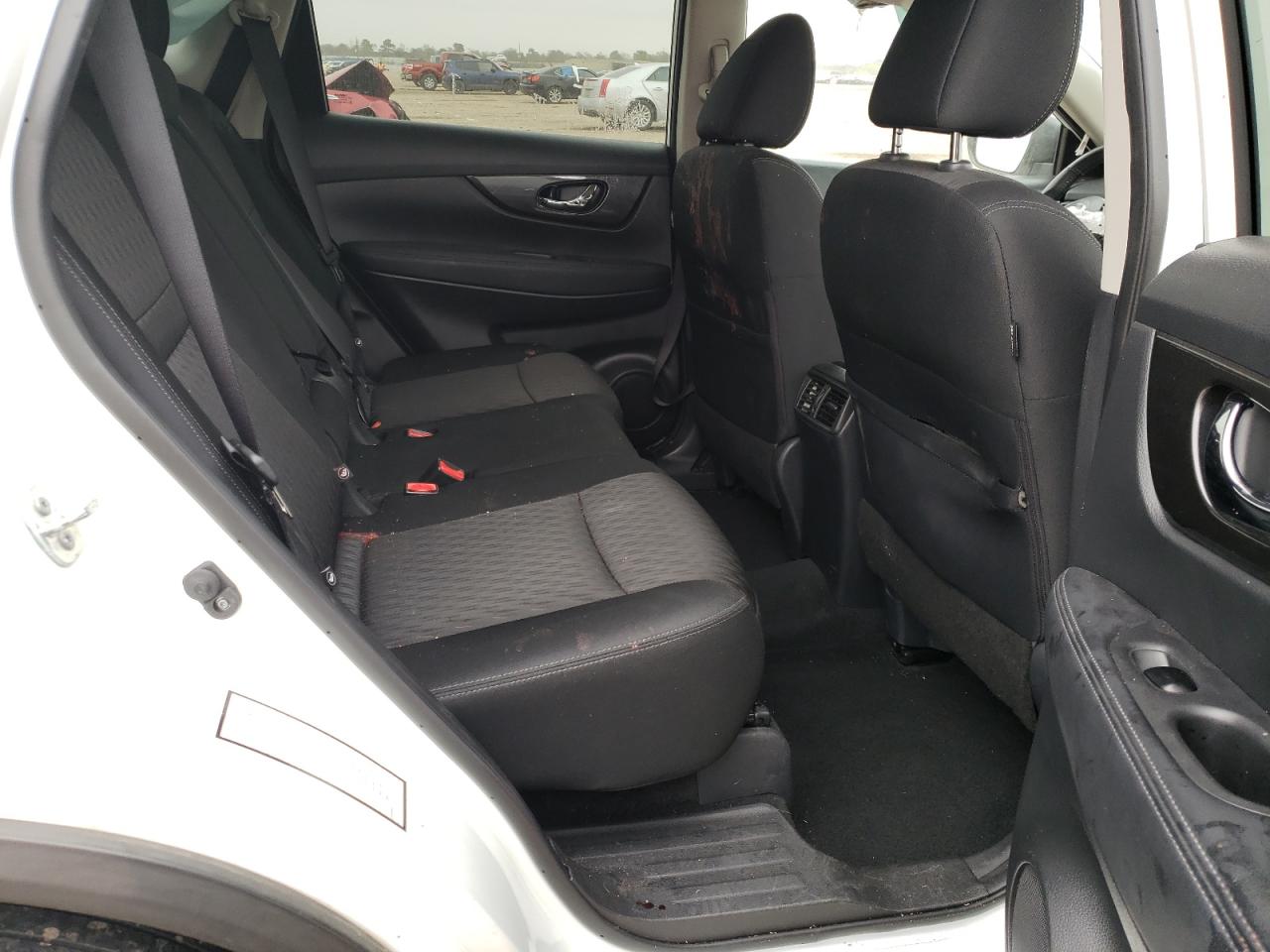 Photo 6 from auction – 2019 NISSAN ROGUE S with VIN KNMAT2MT0KP511794