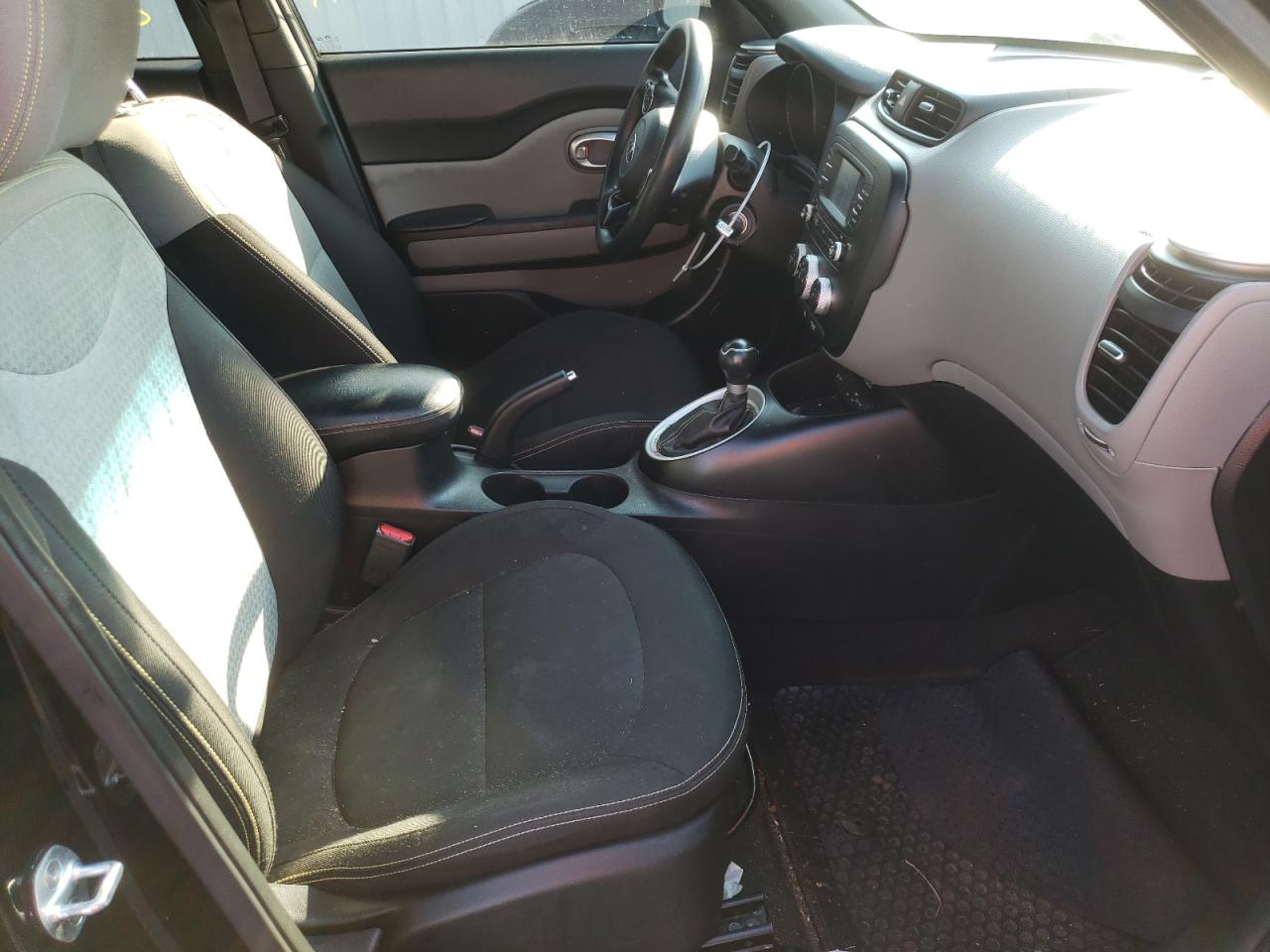 Photo 5 from auction – 2015 KIA SOUL + with VIN KNDJP3A5XF7187839