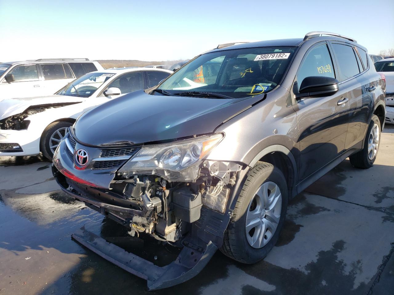 Photo 2 from auction – 2014 TOYOTA RAV4 LE with VIN 2T3BFREV9EW225276