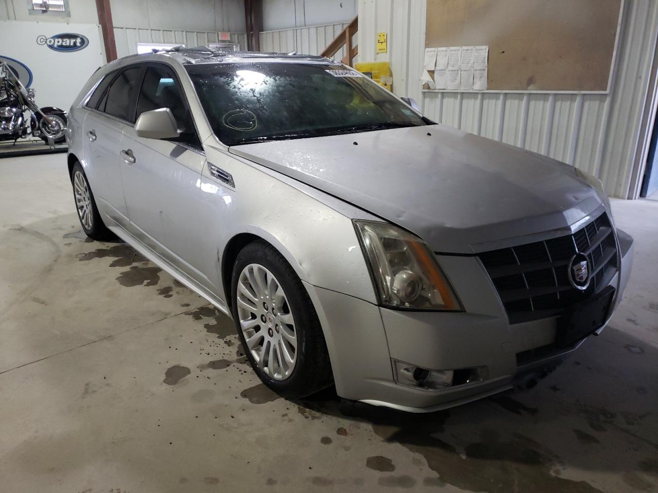 CADILLAC CTS PERFOR 2010 with VIN 1G6DJ8EV9A0109305 - Photo from auction