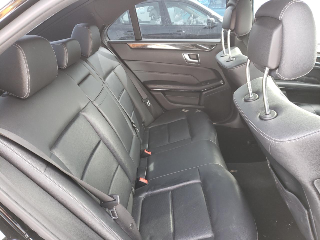 Photo 6 from auction – 2014 MERCEDES-BENZ E 350 with VIN WDDHF5KB7EA960341