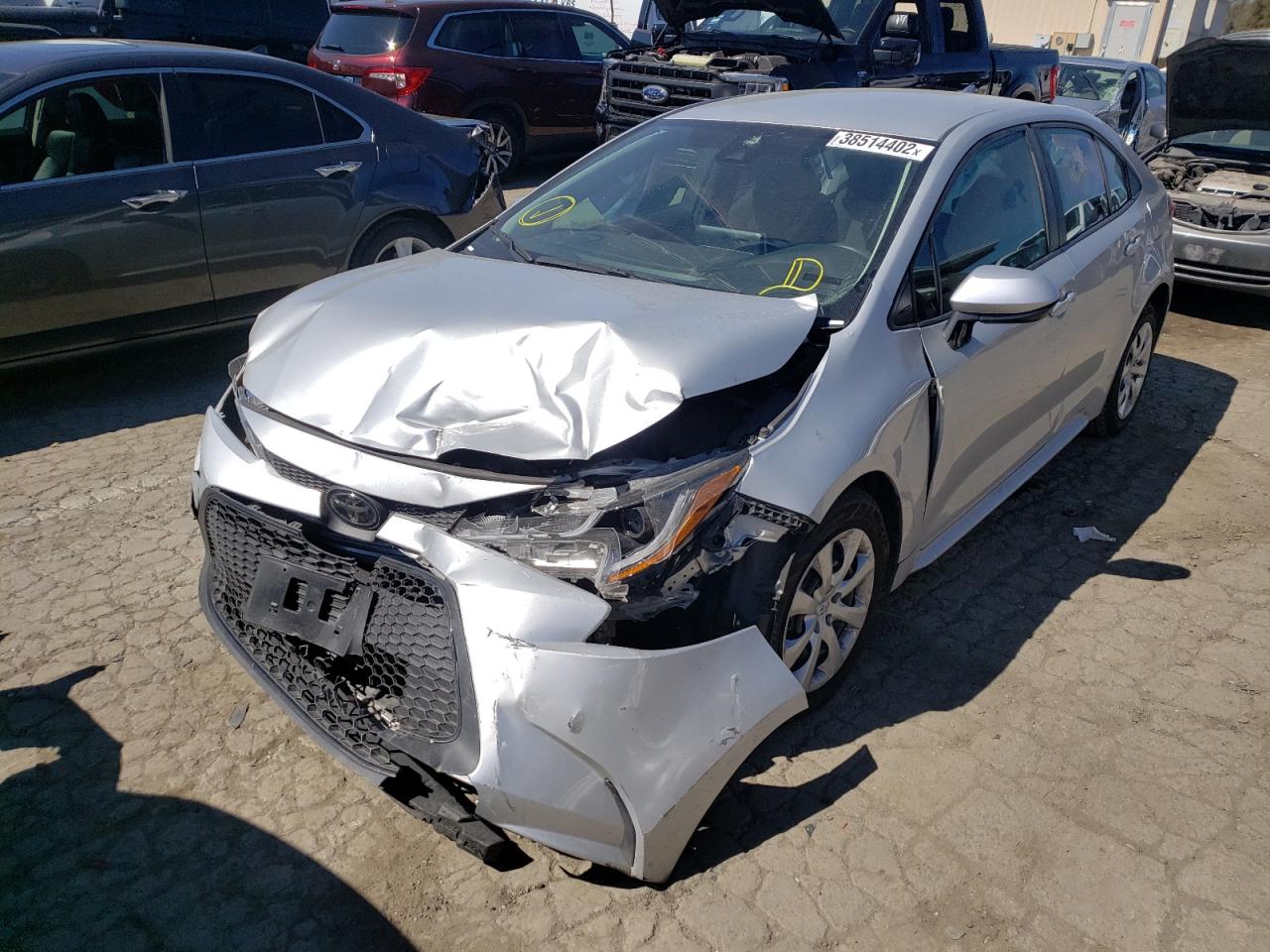 Photo 2 from auction – 2020 TOYOTA COROLLA LE with VIN 5YFEPRAE1LP110159