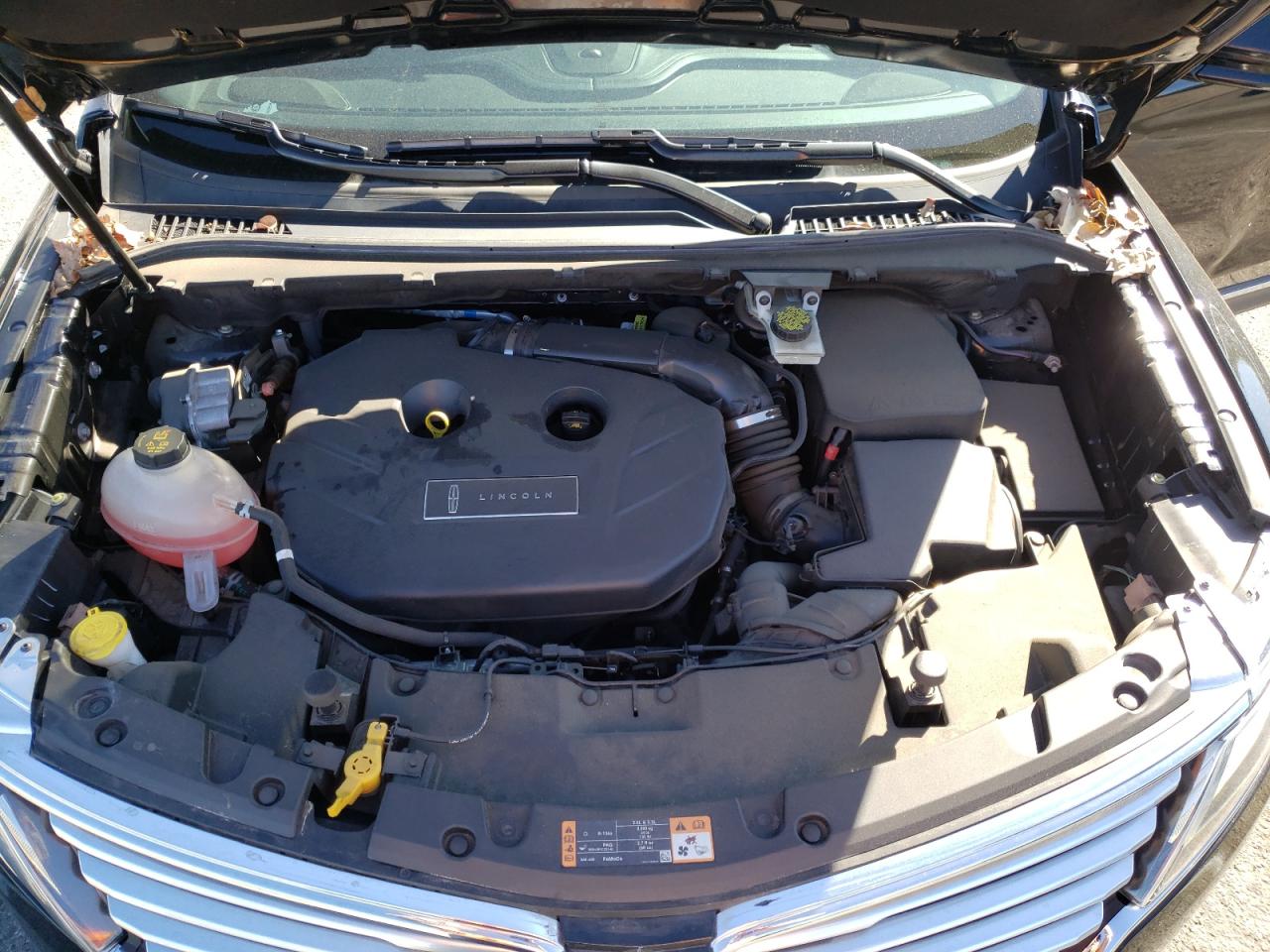 Photo 7 from auction – 2018 LINCOLN MKC SELECT with VIN 5LMCJ2C93JUL22098