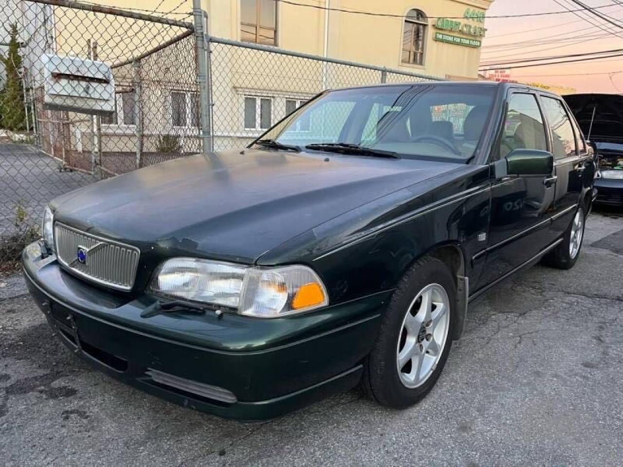 Photo 2 from auction – 1999 VOLVO S70 with VIN YV1LS55A0X1567071