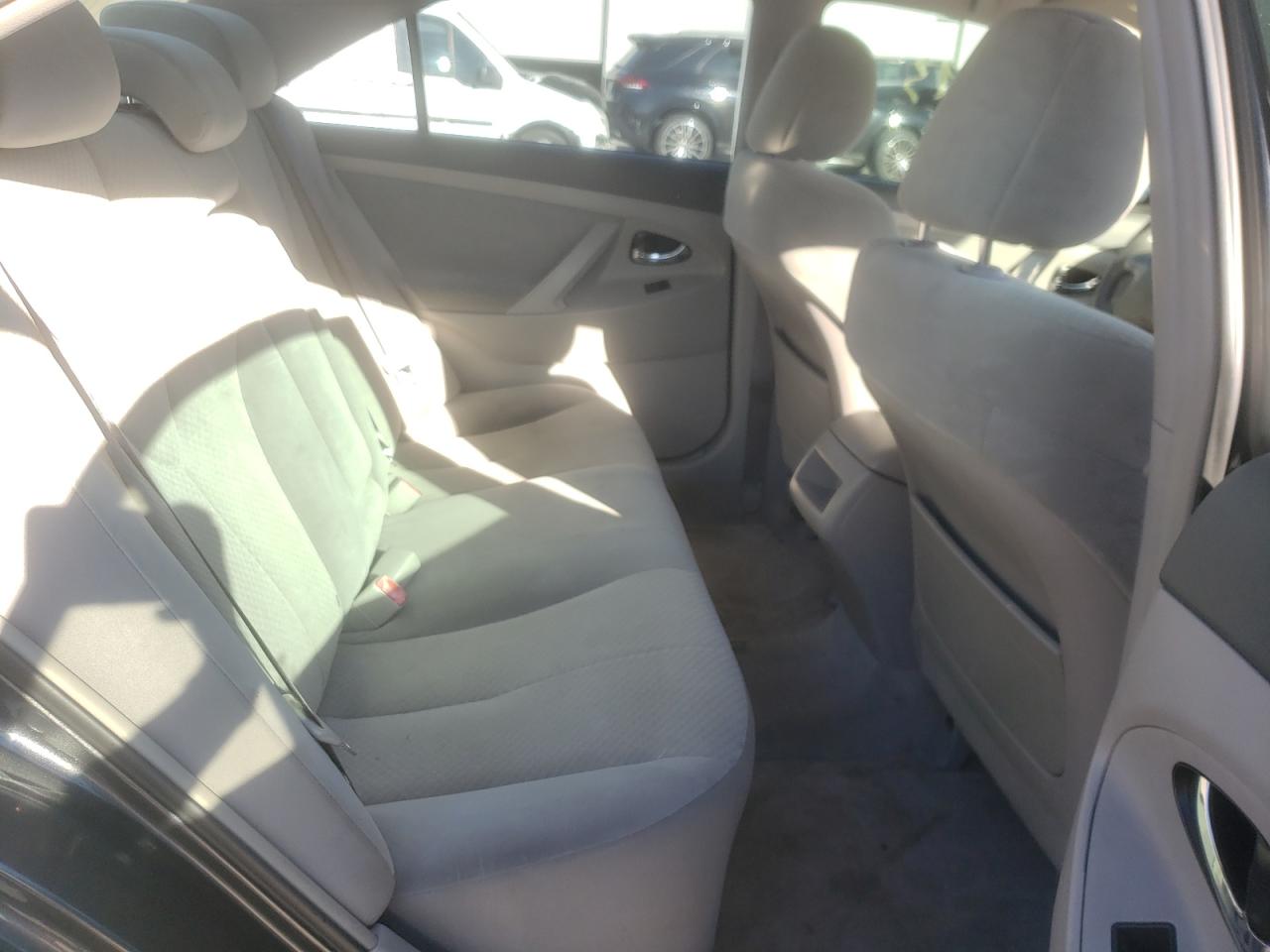 Photo 6 from auction – 2007 TOYOTA CAMRY CE with VIN 4T1BE46K87U137177