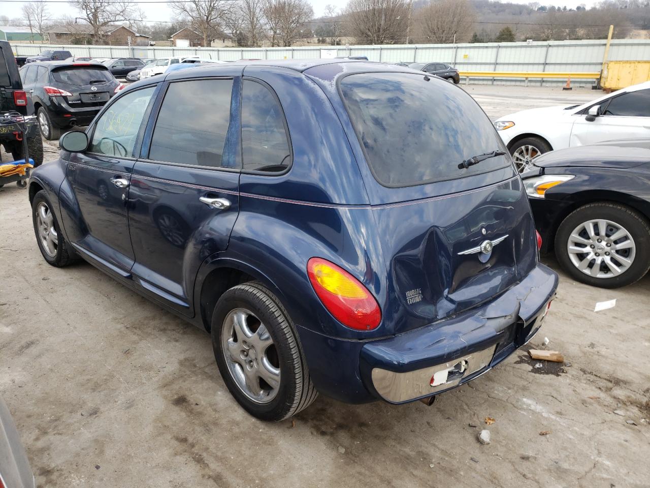 Photo 3 from auction – 2002 CHRYSLER PT CRUISER with VIN 3C8FY58B82T235918