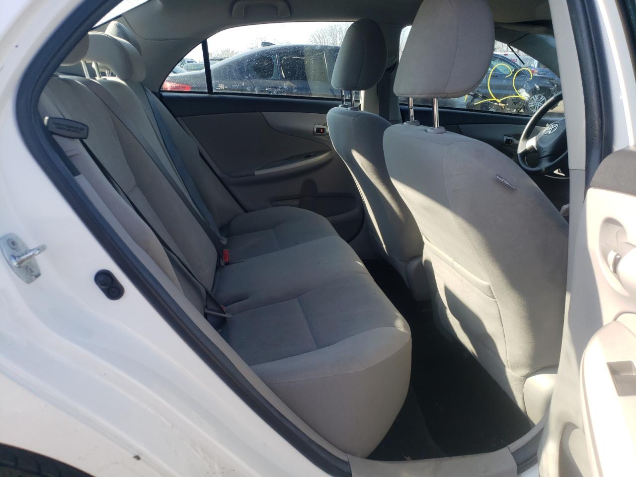 Photo 6 from auction – 2013 TOYOTA COROLLA BA with VIN 2T1BU4EE9DC940351