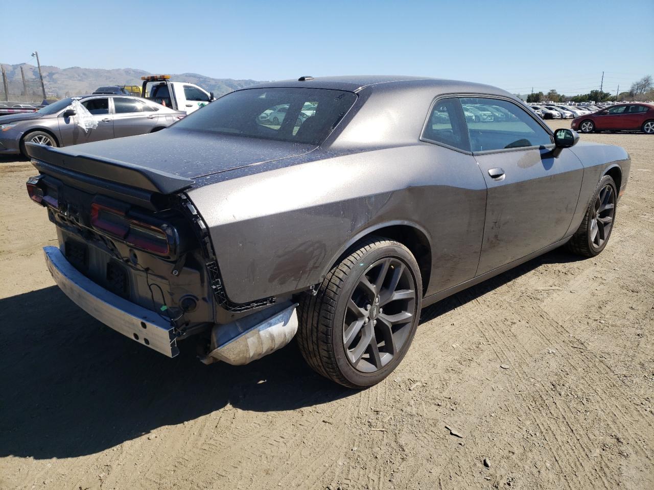 Photo 4 from auction – 2021 DODGE CHALLENGER with VIN 2C3CDZAG4MH543097