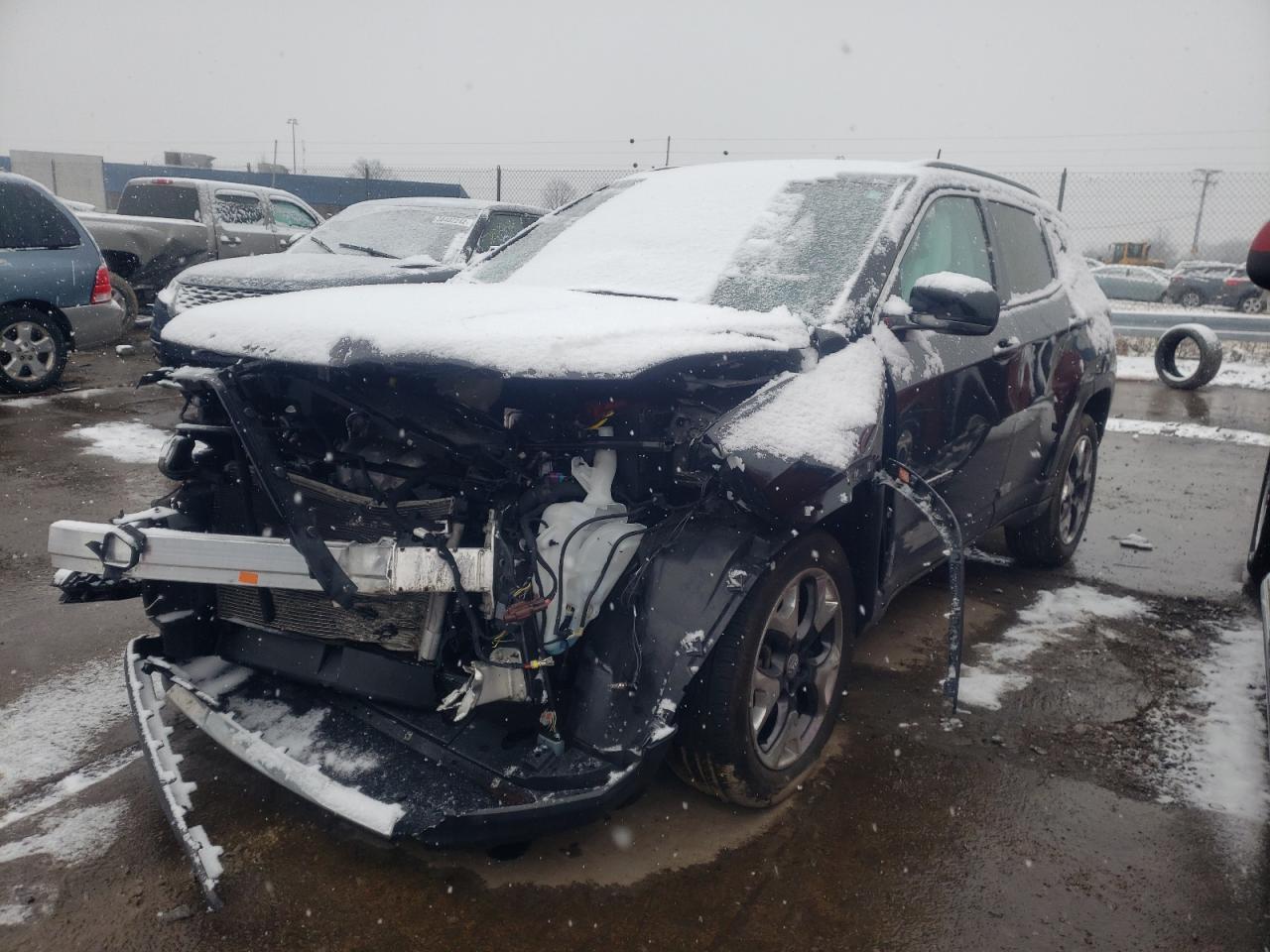 Photo 2 from auction – 2019 JEEP COMPASS LI with VIN 3C4NJDCB3KT842585
