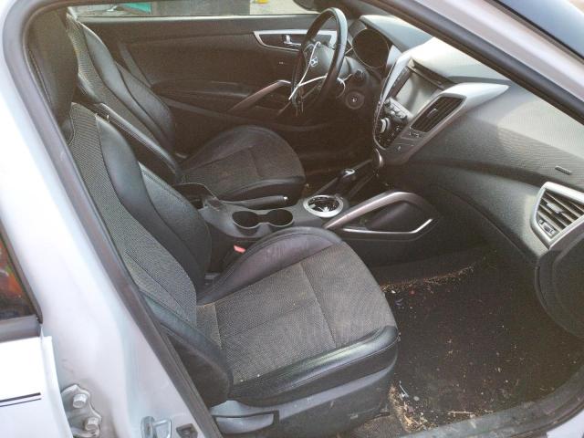 Photo 5 from auction – 2016 HYUNDAI VELOSTER with VIN KMHTC6AD7GU290521