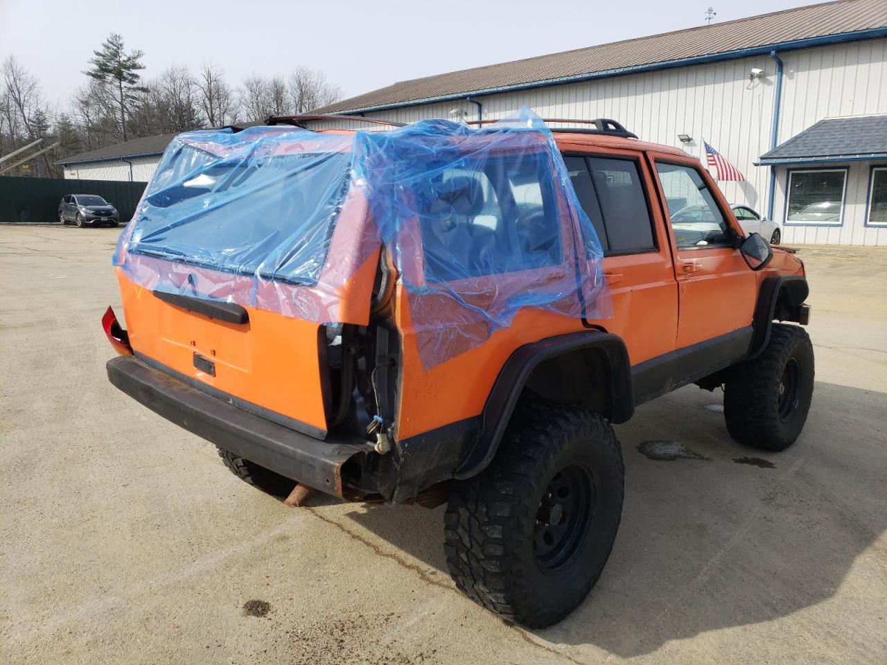Фото 4 с аукциона – 2001 JEEP CHEROKEE C с VIN 1J4FF58S01L603472
