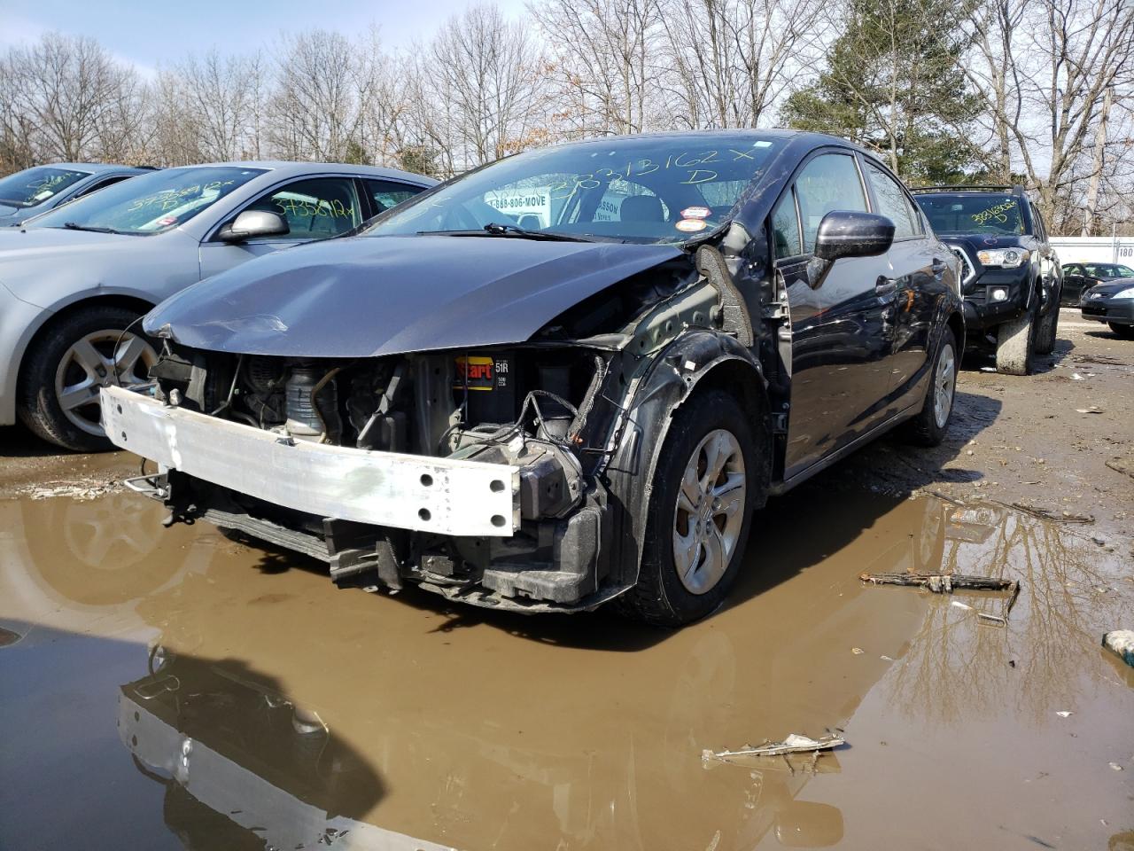 Photo 2 from auction – 2014 HONDA CIVIC LX with VIN 19XFB2E51EE045385