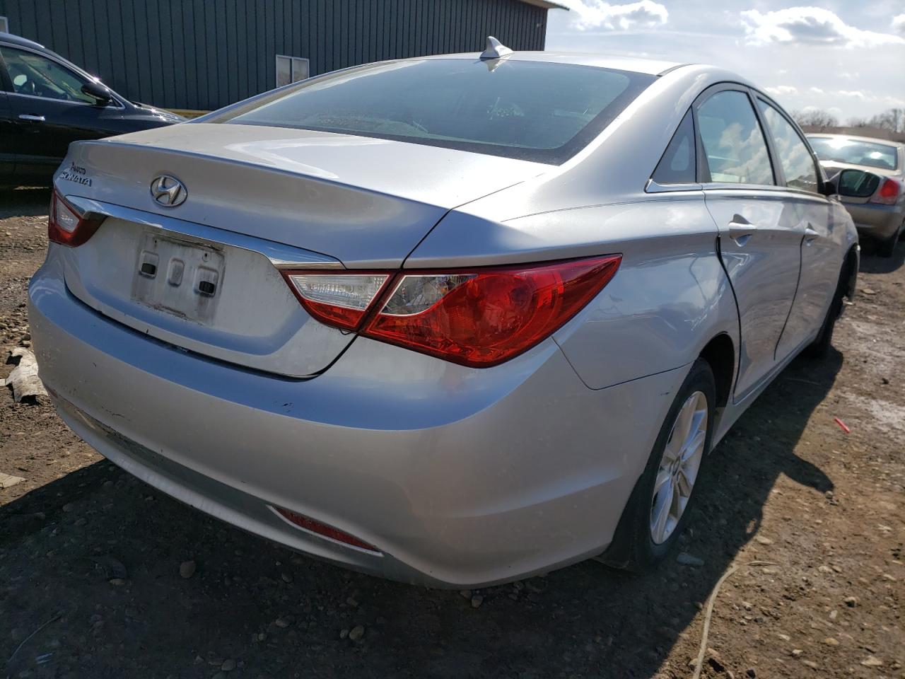 Photo 4 from auction – 2013 HYUNDAI SONATA GLS with VIN 5NPEB4AC5DH773958