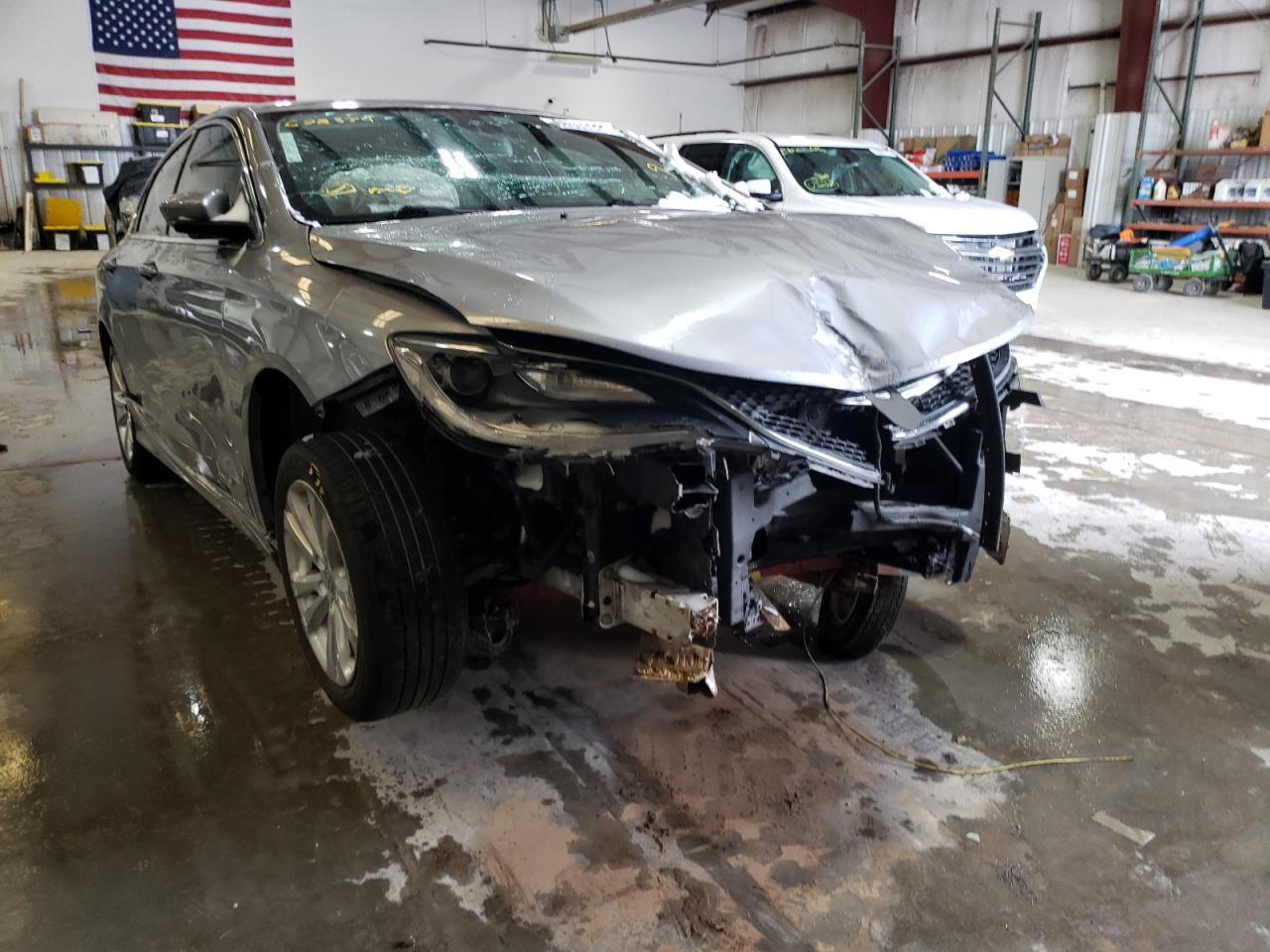 Photo 9 from auction – 2015 CHRYSLER 200 LIMITE with VIN 1C3CCCAB9FN628354